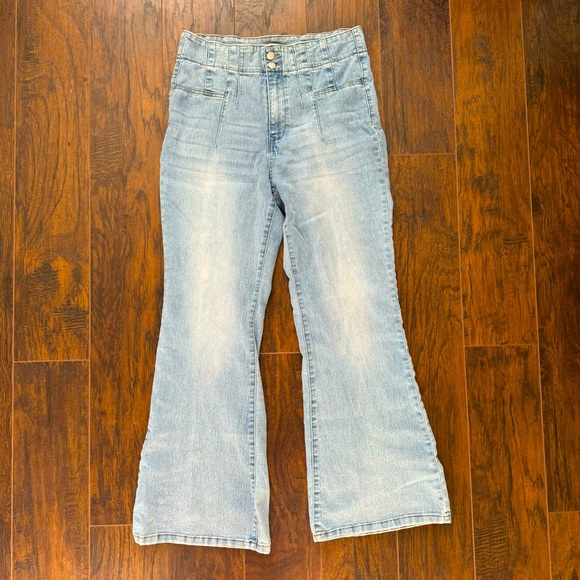 Vanilla Star Size 13 Lightwash Flare Jeans - Picture 1 of 7